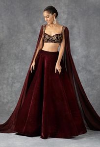 Lehenga de Novia de Alta Costura con Bordado de Red Pesada, Fabricación India, Lehenga Choli de Surat, India - Product Image 4