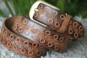 Cinturones de Cuero de Vaca de Alta Calidad, Cinturón de Cuero Genuino de Grano Completo, Hecho a Mano - Product Image 3