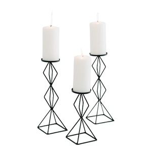 Ensemble de trois bougeoirs en fer noir de différentes tailles, bougeoirs décoratifs pour la maison, l'hôtel et les mariages - Product Image 1