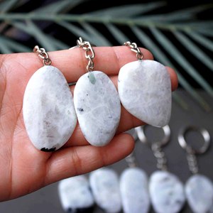 Premium <b>Crystal</b> <b>Cluster</b> Gemstone Candle Natural Stone Beads Spa Gift Set with Keychain Gloss Healing <b>Crystal</b> Decor Wellness Gift - Product Image 5