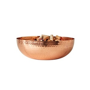 Cuenco para servir de acero inoxidable martillado Diseño atractivo Tazón para servir dulces de forma redonda para uso doméstico de hotel - Product Image 1