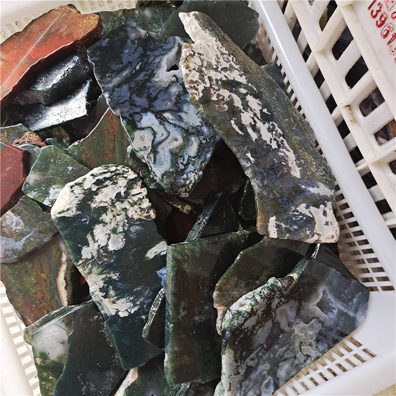 สีเขียว