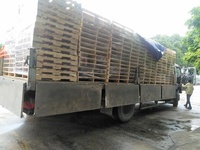Palette en bois double face 1100x1100 à entrée 4 voies, conçue sur mesure par un fournisseur d'or du Vietnam, charge dynamique 2000 kg, meilleur prix