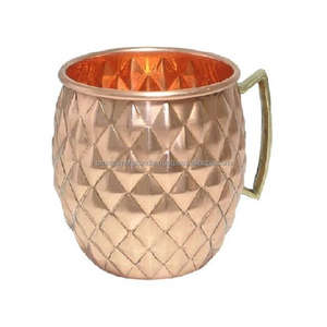 Vente chaude de Moscou Mule Tasses Tasse en cuivre avec poignée en métal pour servir de la bière et avec un design martelé - Product Image 5