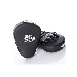 Coussinets de mise au point en cuir teint à la main, couleur noire, Pakistan irrégulier, vente en gros, entraînement de boxe et de poinçonnage, vente en gros - Product Image 4