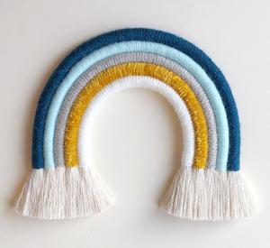 Tapiz de Pared de Macramé Grande y Moderno - Product Image 1