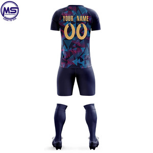 ชุดฟุตบอลชายคุณภาพสูง ปี 2021 สวมใส่สบาย รับผลิตตามสั่ง เสื้อเจอร์ซีย์ทันสมัย บริการ OEM ผลิตจากโพลีเอสเตอร์ 100% - Product Image 2