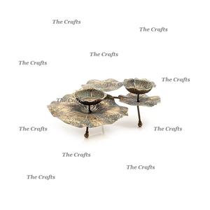 Magnifique porte-bougie en aluminium couleur or pour la décoration de la maison et les accessoires de mariage - Product Image 3