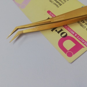 Pinzas para Pestañas Rectas Sostenibles al por Mayor, las Mejores Pinzas para Aislamiento de Pestañas, Punta de Polvo de Diamante, Pinzas para Pestañas Chapadas en Oro - Product Image 2