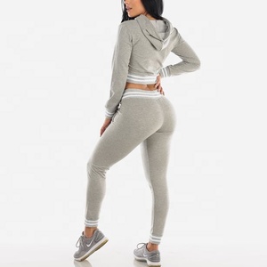 Ensemble de survêtement et de détente pour femme, personnalisé, hiver, manches longues, design 2-en-1, grande taille, sweat-shirt à col montant et pantalon de jogging ample à cordon de serrage - Product Image 3