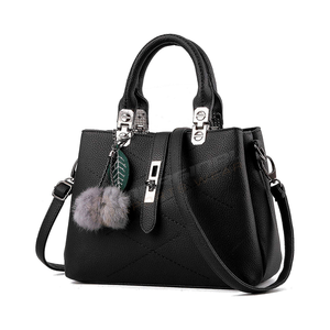 Bolso de mano deportivo para gimnasio para mujer y niña, de lujo, con bolsillo Web y compartimiento de zapatos con asas de cuero, nuevo diseño - Product Image 1