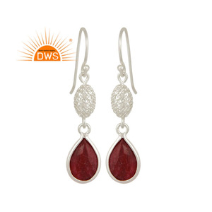 Pendiente de plata de ley de diseñador de gota, pendiente de piedras preciosas de rubí de corindón, pendiente de mujer, proveedor de joyería, Colección clásica - Product Image 1