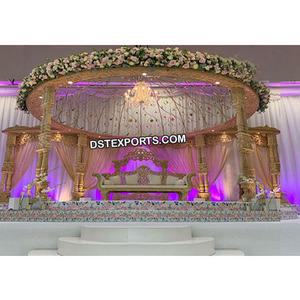 Mandap de Madera con Dos Pilares para Bodas, Elegante Mandap con Pilares Gemelos, Mandap de Madera Tallada para Bodas Indias, Mandap Dom de Canadá - Product Image 1