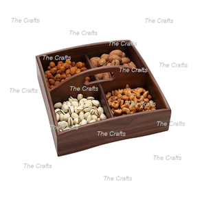 Assiettes à chocolats en bois à quatre compartiments, taille et formes personnalisées, assiettes de service pour chocolats à prix raisonnable - Product Image 1