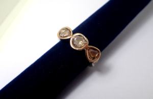 Anillo de diamante natural de Plata de Ley 925 étnico, conjunto de bisel de oro de dos tonos, joyería de patrón elegante - Product Image 3