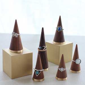 ไม้ตกแต่งด้วยทองฐานแหวนยืนกรวยรูปร่างเครื่องประดับออแกไนเซอร์ - Product Image 2