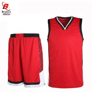 Uniforme de basket-ball personnalisé de grande taille de haute qualité ensemble de vêtements de sport respirants impression par sublimation pour l'équipe de basket-ball - Product Image 5