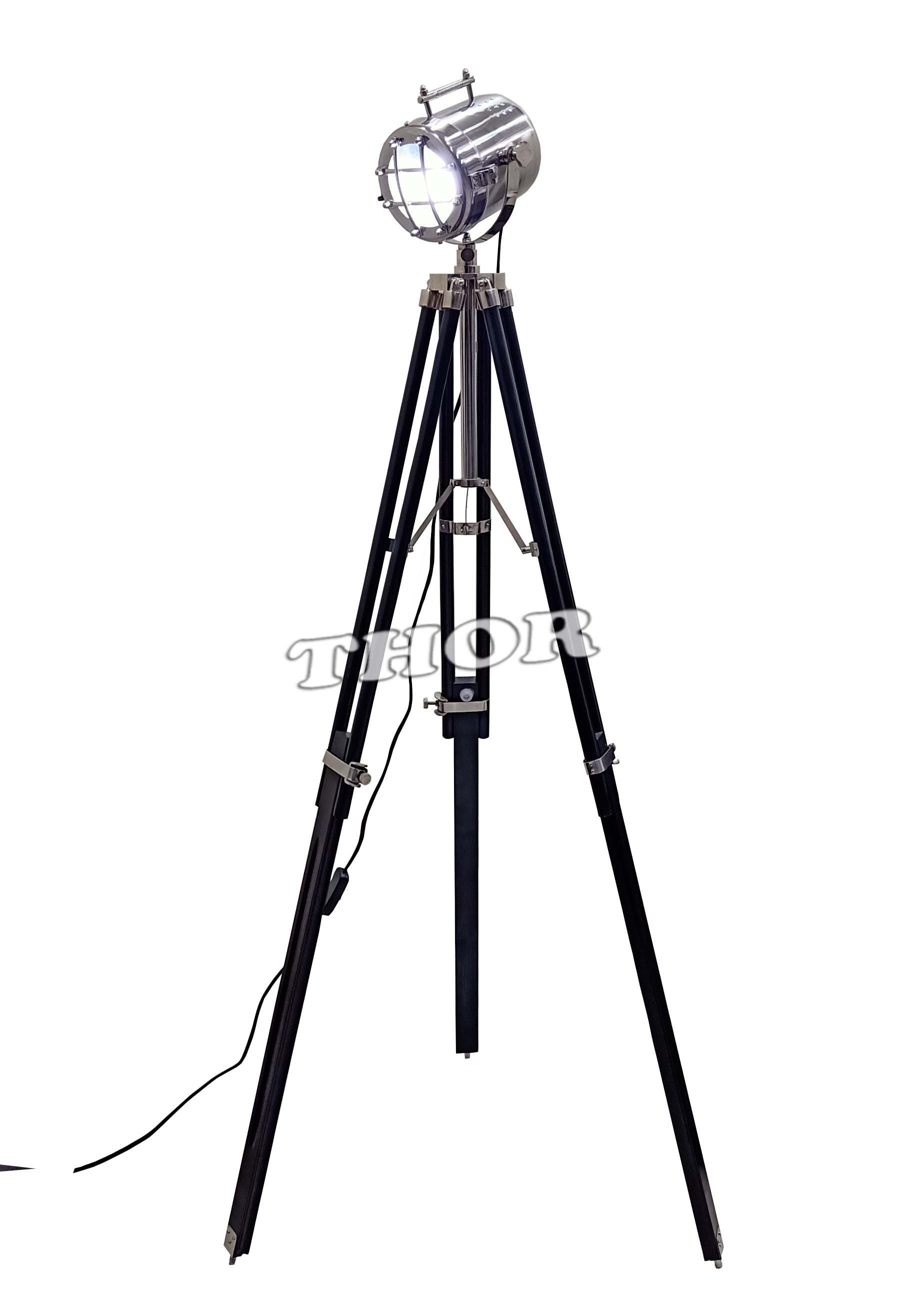Lampada Da Terra In Stile Retrò Nautico Con Treppiede In Legno – Riflettore Orientabile, 150 Cm, Cromo E Marrone – Decorazione Casa/Ufficio - 5