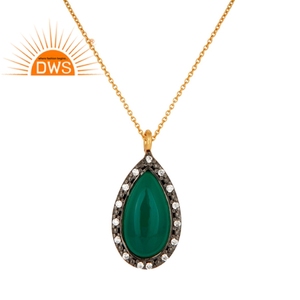 Nuevo y Moderno Colgante con Cadena Chapada en Oro de Plata de Ley 925, Joyería para Mujer con Piedra de Ónix Verde, Regalo - Product Image 1