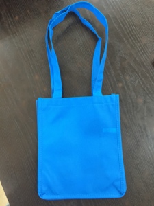 Made In Vietnam Roll PP Non-vowen Shopping Bag Customized Logo <b>Cheap</b> Price For Shopping & <b>Basket</b> - Product Image 3