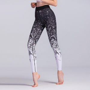 SHEMAX 2024 LEGGINGS NOIR ET BLANC MOTIF SUBLIMATION - Product Image 4