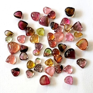 Vente en gros de tourmaline naturelle multi cabochon en forme de poire plaine par carat pour la fabrication de bijoux bague boucle d'oreille pierres précieuses en vrac - Product Image 4