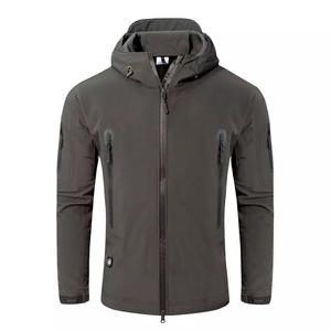 Veste de sport grise pour camping en plein air personnalisée pour hommes, imperméable, coupe-vent et écologique avec capuche - Product Image 3