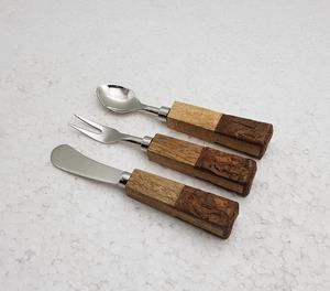 Ensemble de trois fromages en acier inoxydable, avec manche en bois, pour fromage - Product Image 2