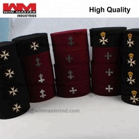 Gorro de Terciopelo de los Caballeros de Malta Masónicos Ingleses con Corona Bordada a Mano