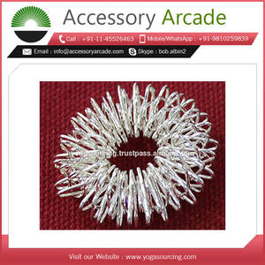 Anillo de Acupresión Sujok de Calidad Óptima para Terapia del Dolor, Color Blanco/Personalizado, Marca OEM, Caja de Regalo, Hecho en India, Compra al Por Mayor - Product Image 4