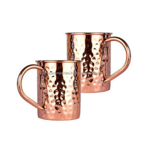 Tasse de mule de Moscou martelée au design élégant avec poignée en cuivre Texture martelée en cuivre pur avec tasses en cuivre poli miroir - Product Image 5