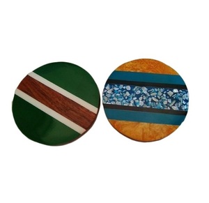 Dessous de verre en bois fait à la main de conception antique avec incrustation de résine Dessous de verre en bois incrustés de résine - Product Image 1