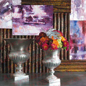 Urne en métal de haute qualité, design gaufré fait à la main, vase moderne, jardinière pour centre de table de mariage, décoration de jardin A.H. Décoratif - Product Image 5