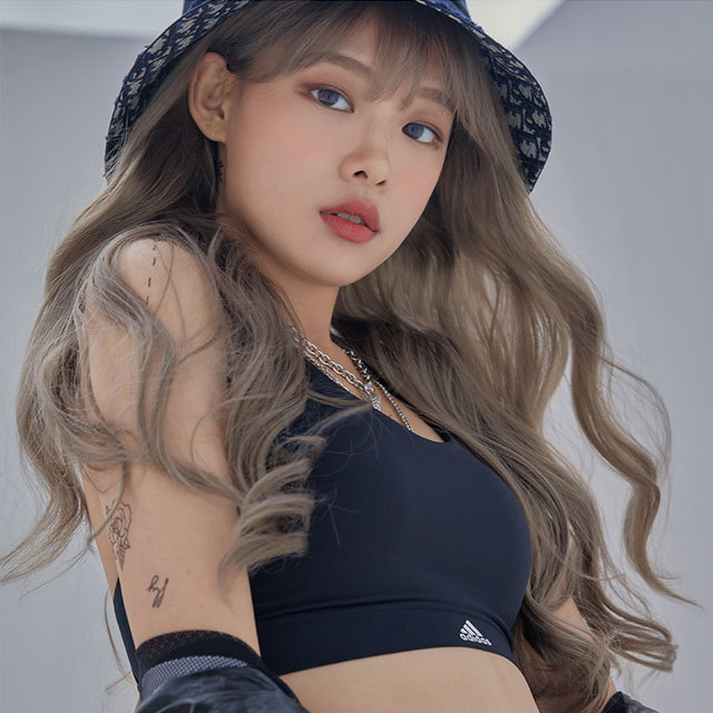 Korean Style Grace Firm Christina Fashion Full Wig
