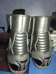 Botas de Motociclismo de Cuero Profesionales para Carreras, Unisex, Impermeables, Transpirables y Resistentes al Viento - Product Image 6