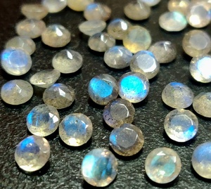 Labradorite naturelle de qualité supérieure, boules de Labradorite naturelles de 1.75 à 12mm, à facettes rondes, brillantes - Product Image 4