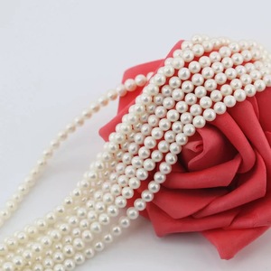 ลูกปัดไข่มุกเม็ดกลมสีขาว4-5มม. น้ำจืดธรรมชาติ - Product Image 2