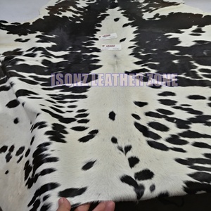 Piel de cabra con pelo - Product Image 1