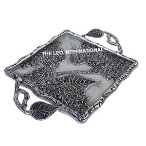 Plateau rond antidérapant de luxe pour plateaux de mariage, vente en gros - Product Image 5