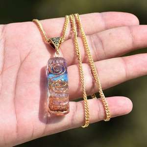 Vente en gros de collier orgonite de sept chakras de haute qualité pour la guérison conception d'amour Feng Shui pour la protection spirituelle faite à la main - Product Image 2