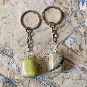 Wholesaler of Serpentine Tumbled Stone Keychain : Serpentine Tumbled Stone Keychain for Sale - Product Image 1