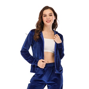 Vente en gros – Sweat à capuche personnalisé avec logo pour femme, 100 % coton velours, fermeture à cordon, poches latérales, léger et antibactérien - Product Image 6