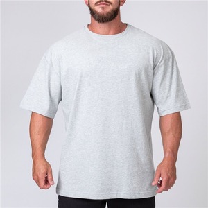 เสื้อยืดโอเวอร์ไซส์ผู้ชาย แขนครึ่งตัว สตรีทแวร์คุณภาพสูง ผ้าฝ้าย 100% 220 กรัม รับออกแบบโลโก้ พิมพ์ลายตามสั่ง - Product Image 6