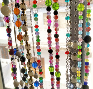 Organizador de Puerta para Colgar en la Pared, Almacenamiento Colgante para Gabinete |   Estante de Pared Deslizante Decorativo |   Unidad de Almacenamiento Laminada para Ahorrar Espacio - Product Image 1