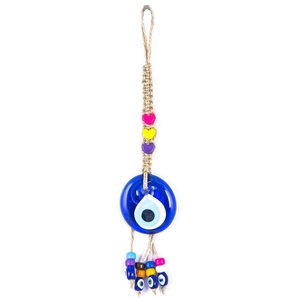 De mimbre tejido de vidrio mal de ojo con cuentas y de corazón en forma de colgante de pared ornamento - Product Image 1