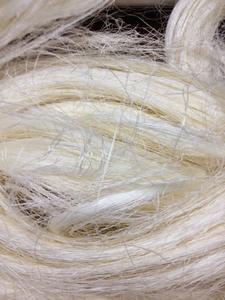 Vente en gros % 100 Fibre de Sisal de qualité ug ficelle de Sisal mince corde en Fiber naturelle sur bobine corde pour poteau à gratter de chat - Product Image 4