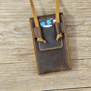 Bolsa de cuero de moda para teléfono móvil con correa para el hombro, hecha a mano bandolera, funda para Iphone, bolsa para teléfono móvil, servicio OEM y FBA - Product Image 2