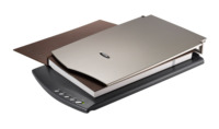 Scanner à plat Plustek OpticSlim 2610 pro, conception spéciale pour livre épais. Design pour Soho et personnel. Pour PC et Mac