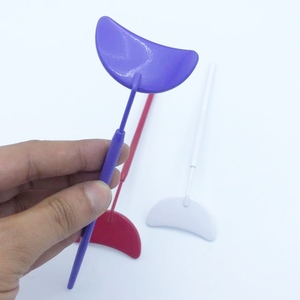 กระจกแต่งหน้าทรงพระจันทร์ครึ่งเสี้ยวขนาดกระเป๋ากระจกเครื่องสำอางแบบยั่งยืนทำจากสเตนเลสสตีลแบบสี่เหลี่ยม - Product Image 3