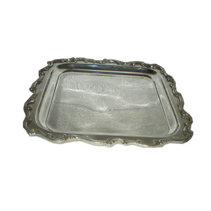 Venta caliente moderna nueva bandeja redonda de plata en relieve para servir con asas nuevo diseño elegante bandeja de presentación - Product Image 2